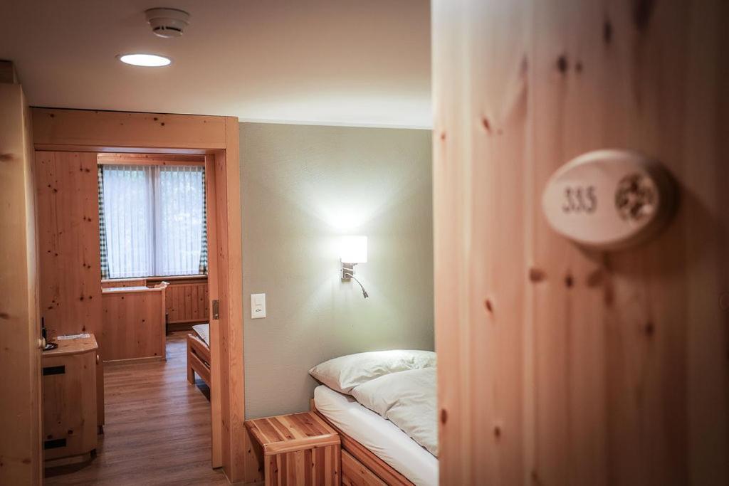 Hotel Garni Sonnenhalde Arosa Buitenkant foto