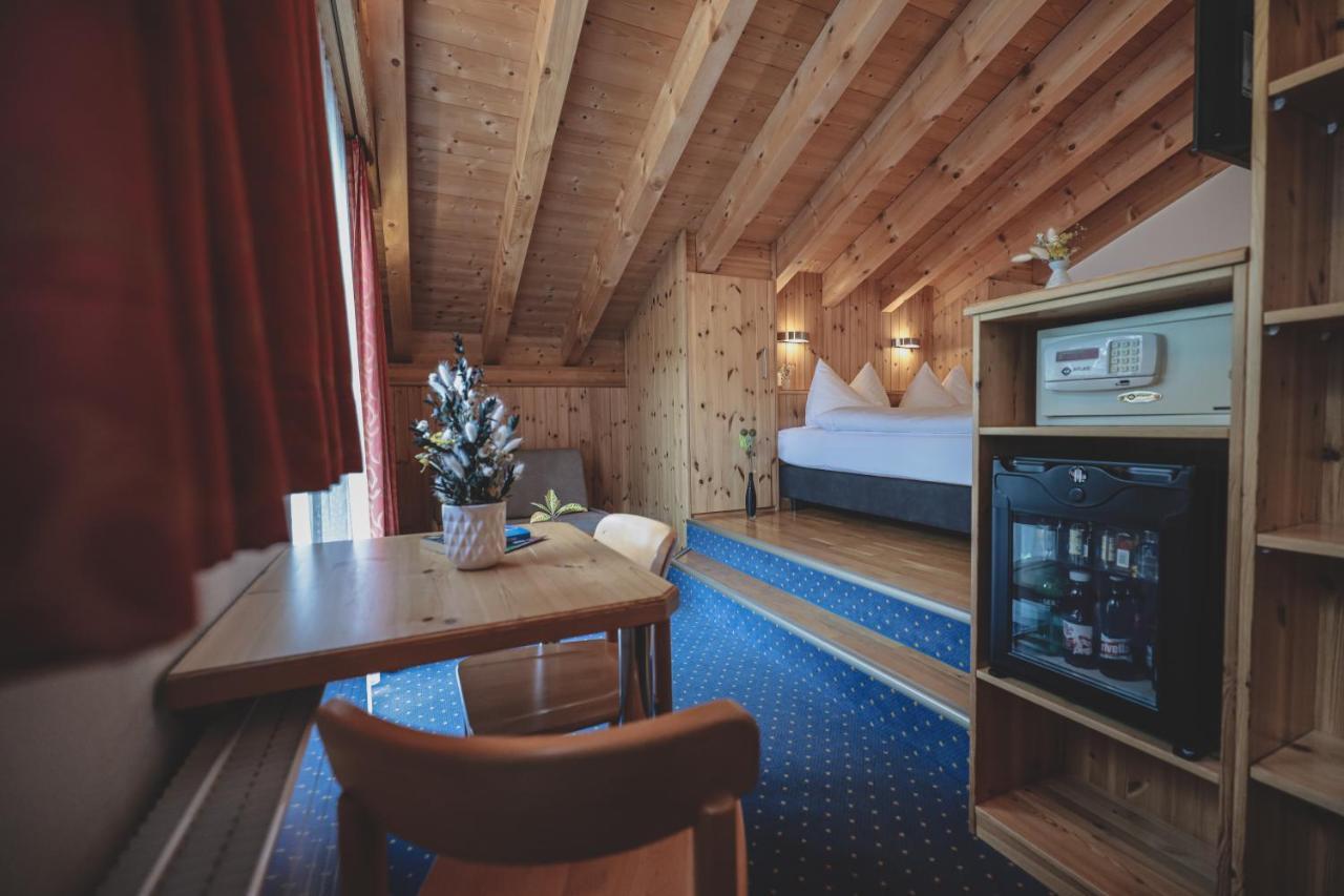 Hotel Garni Sonnenhalde Arosa Buitenkant foto