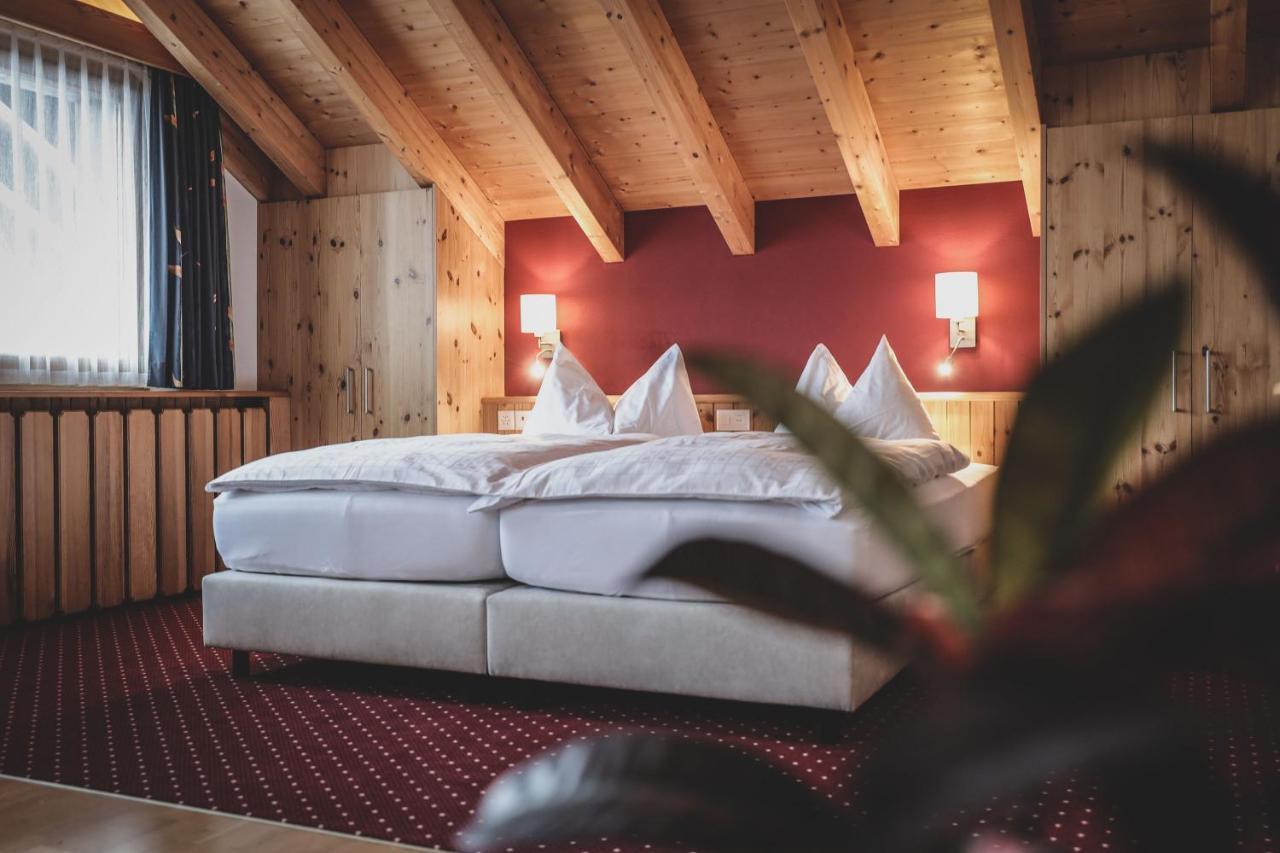 Hotel Garni Sonnenhalde Arosa Buitenkant foto