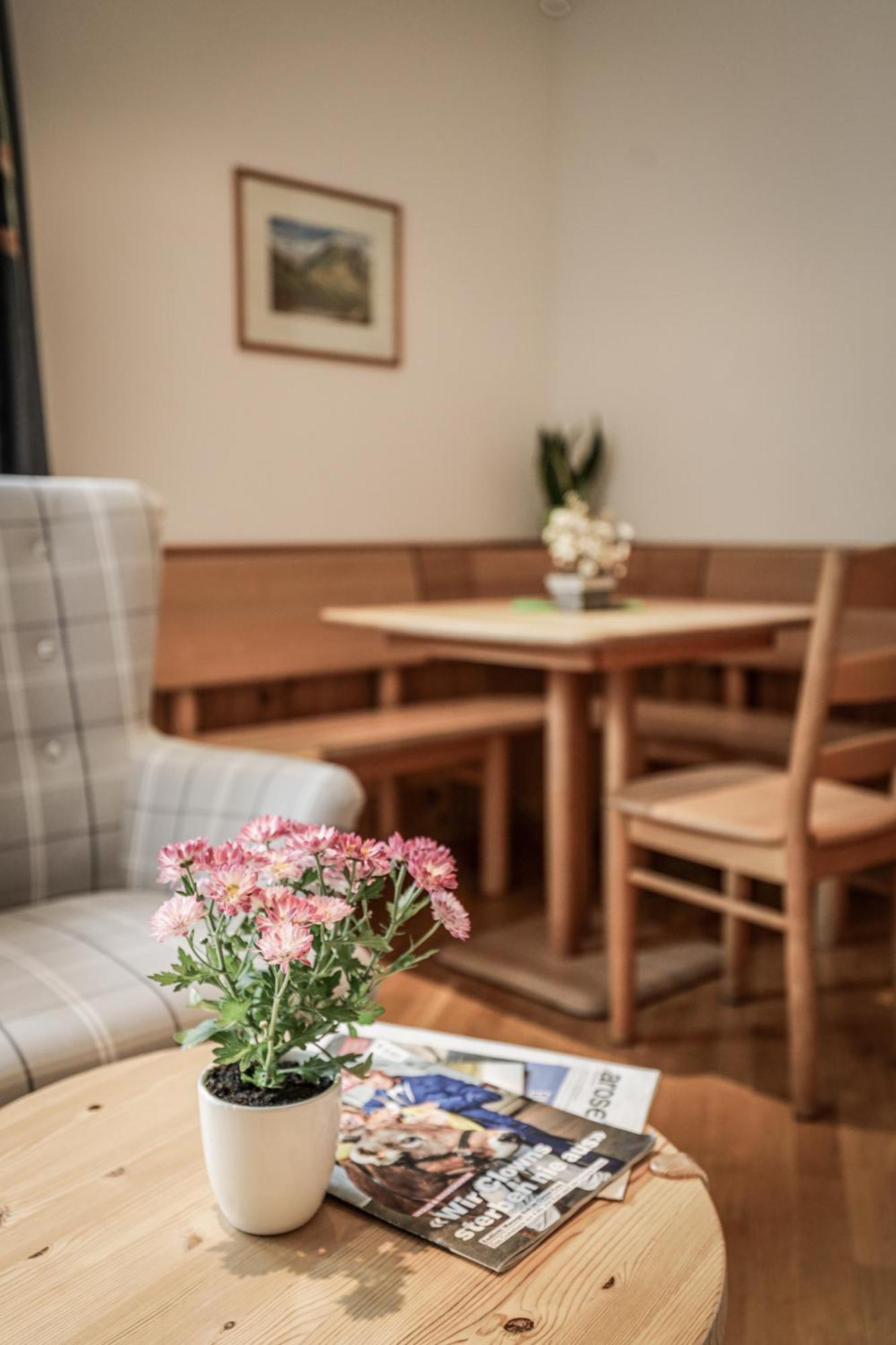 Hotel Garni Sonnenhalde Arosa Buitenkant foto